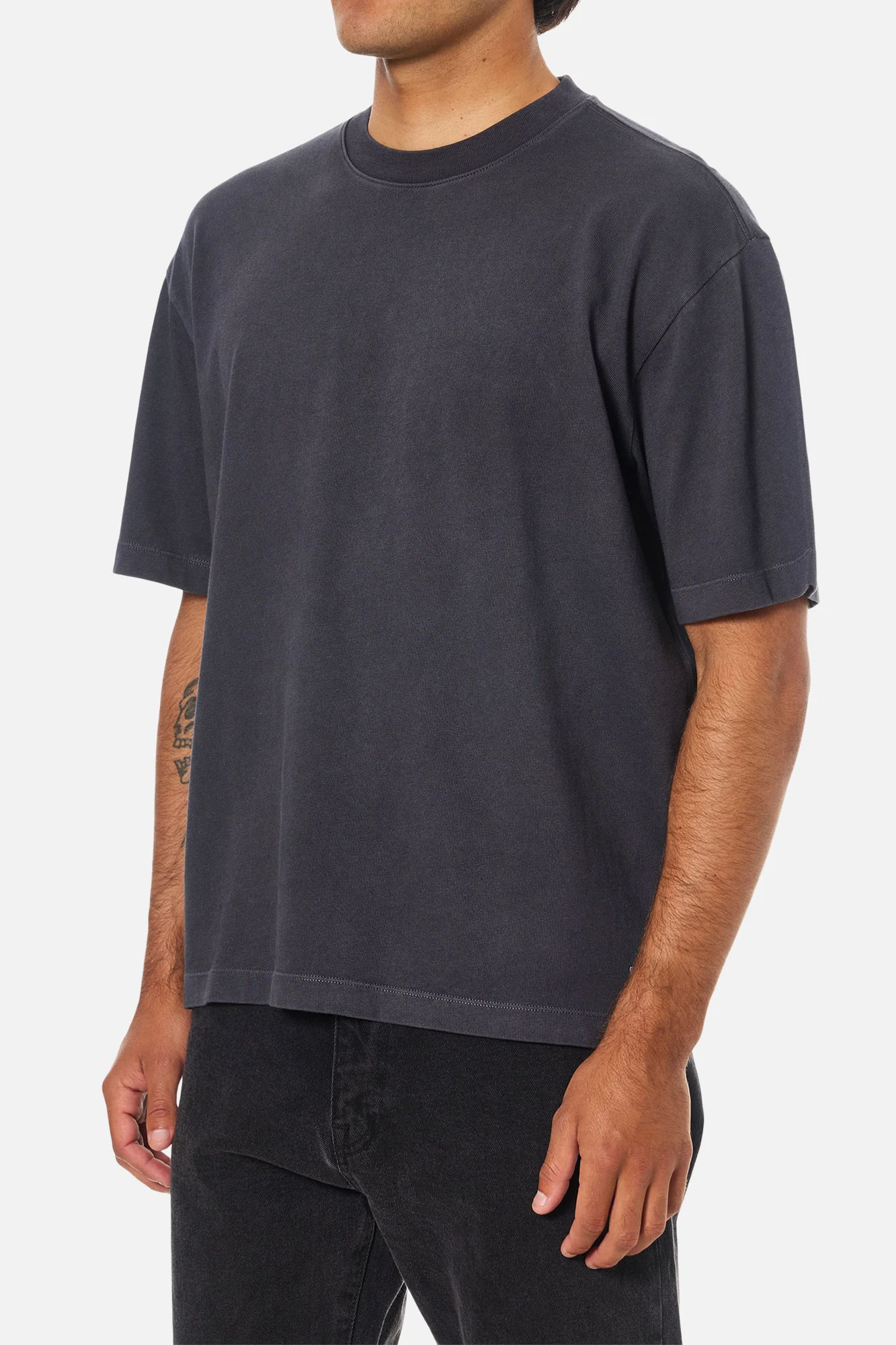 BOX FIT HERITAGE TEE - Image 29