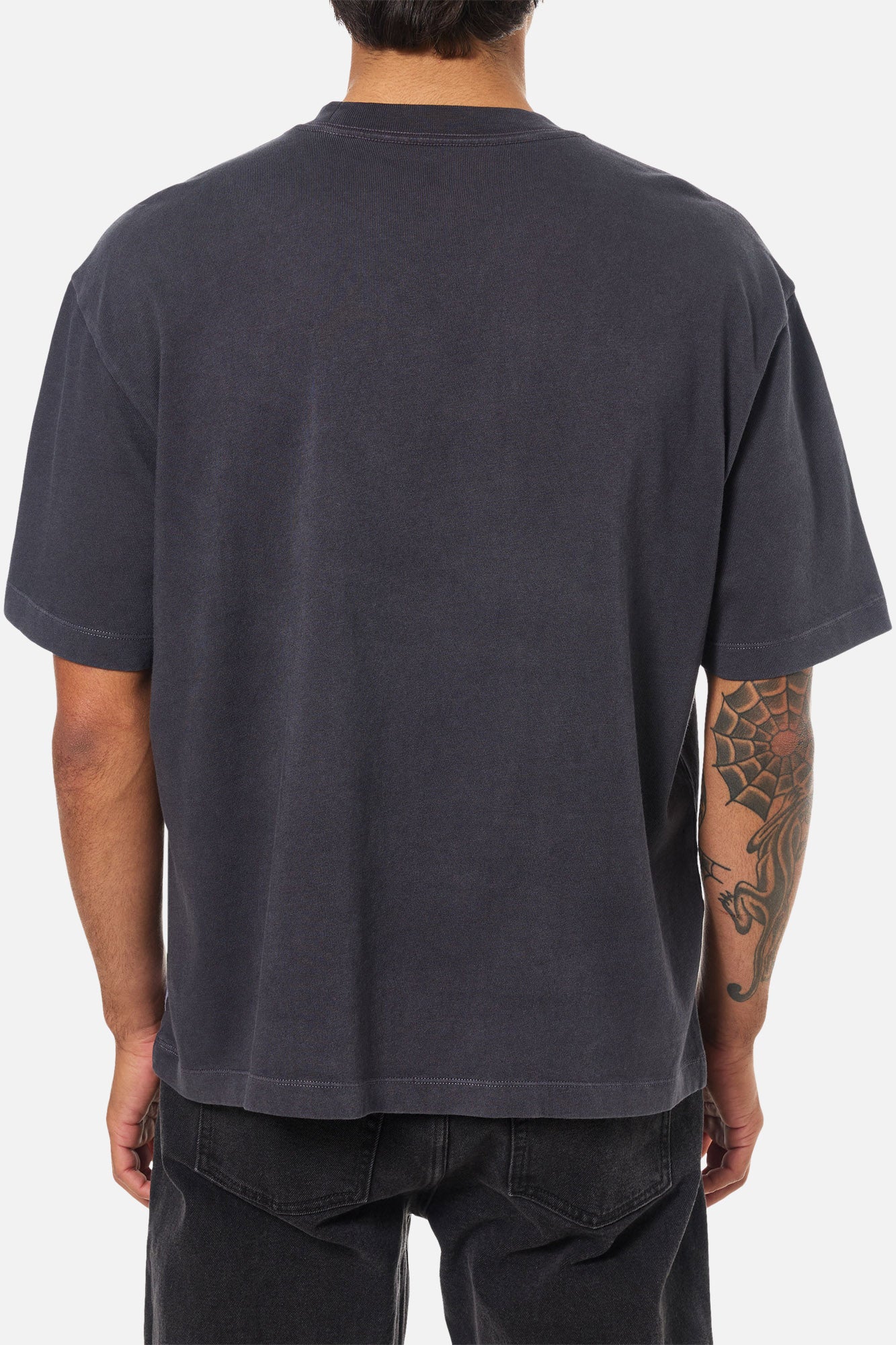 BOX FIT HERITAGE TEE - Image 30